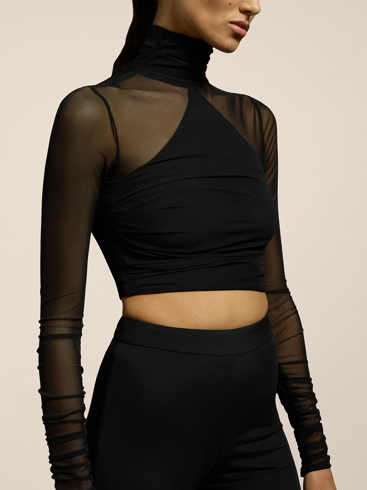 BLACK TOP