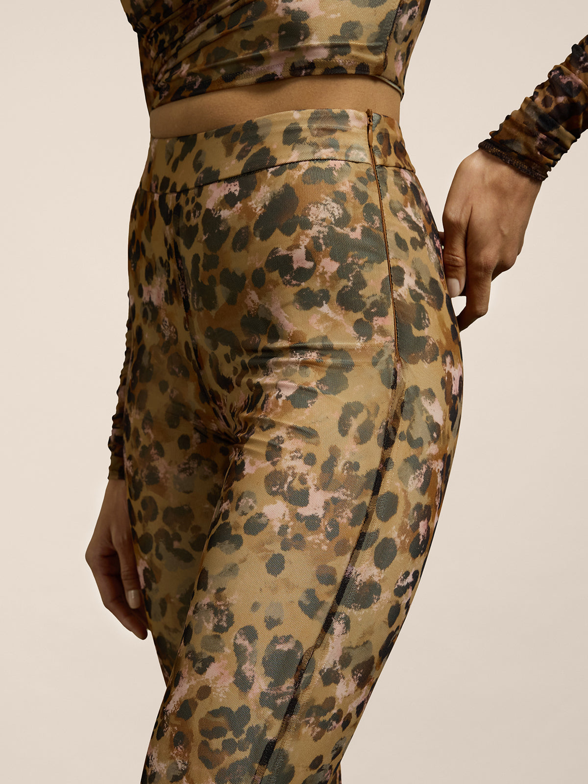 LEO PRINT PANT