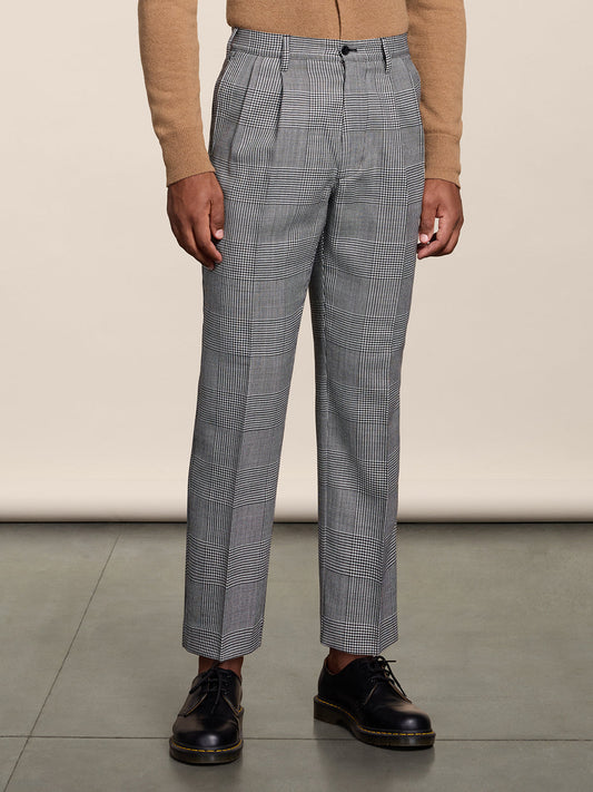 LOOSE-FIT BLACK AND WIHITE CHINO PANT WITH TWO PLEAT - BLACK\WHITE - Check Active | Pence 1979