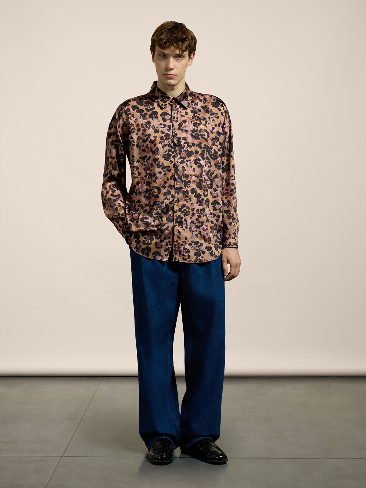 LEO PRINT SHIRT