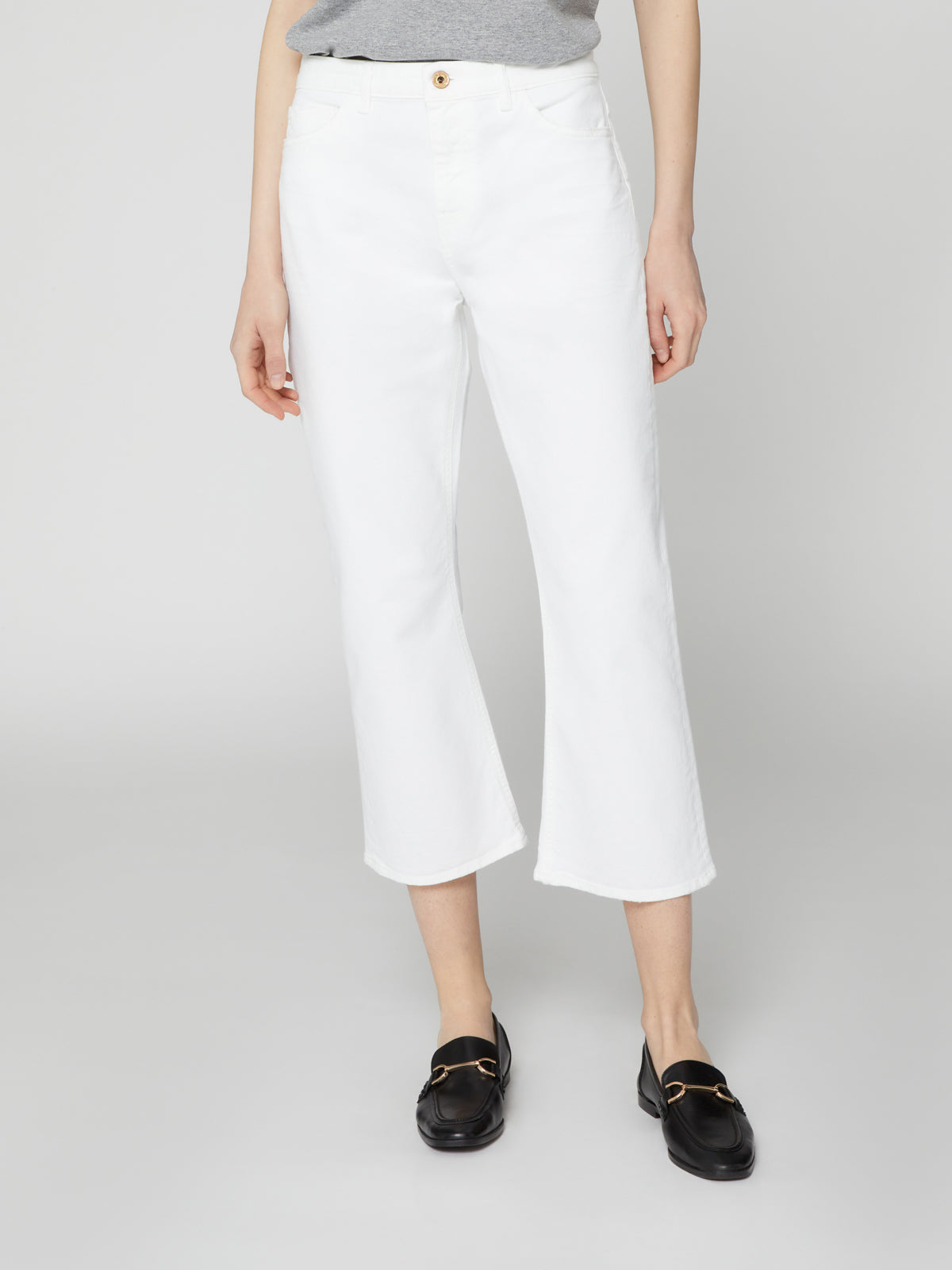 Jeans Bootcut da Donna bianchi svasati alla caviglia