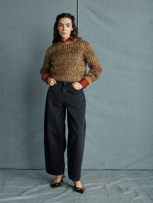 ROUNDNECK SWEATER