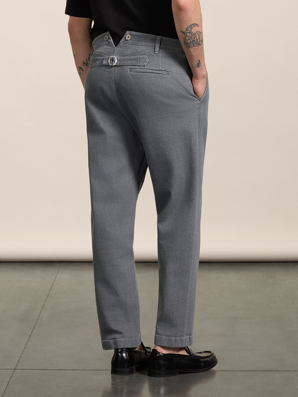 RELAXED-FIT TROUSERS IN MEDIUM GREY COMFORT DENIM - LONDON GREY - Check Active | Pence 1979