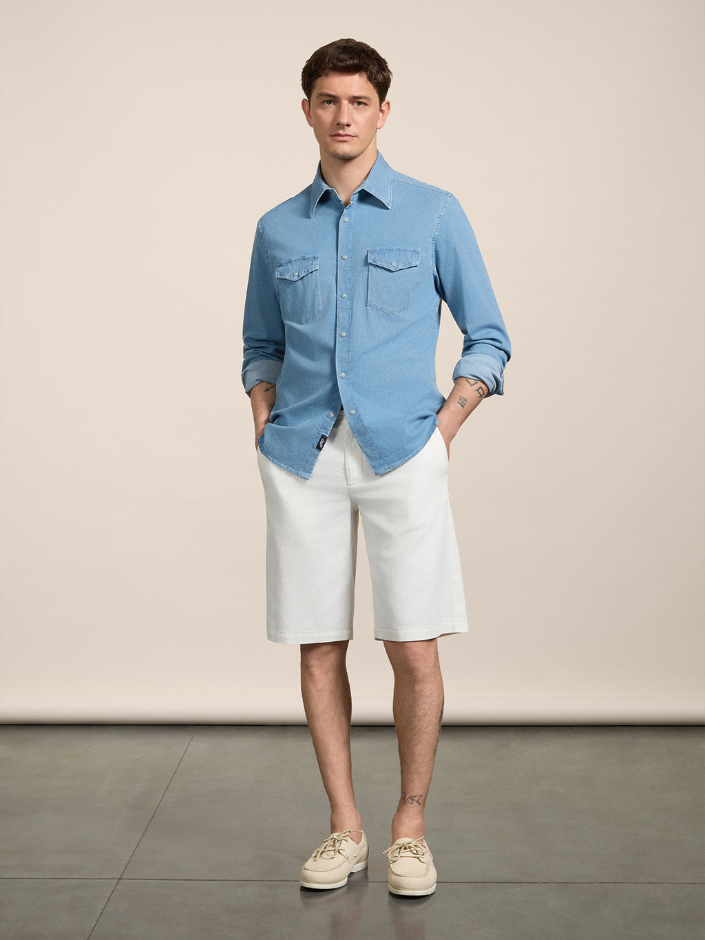 RELAXED-FIT BERMUDA SHORTS IN WHITE COMFORT DENIM WITH WORKER DETAILS - PURE WHITE - Men′s Bottomwear | Pence 1979