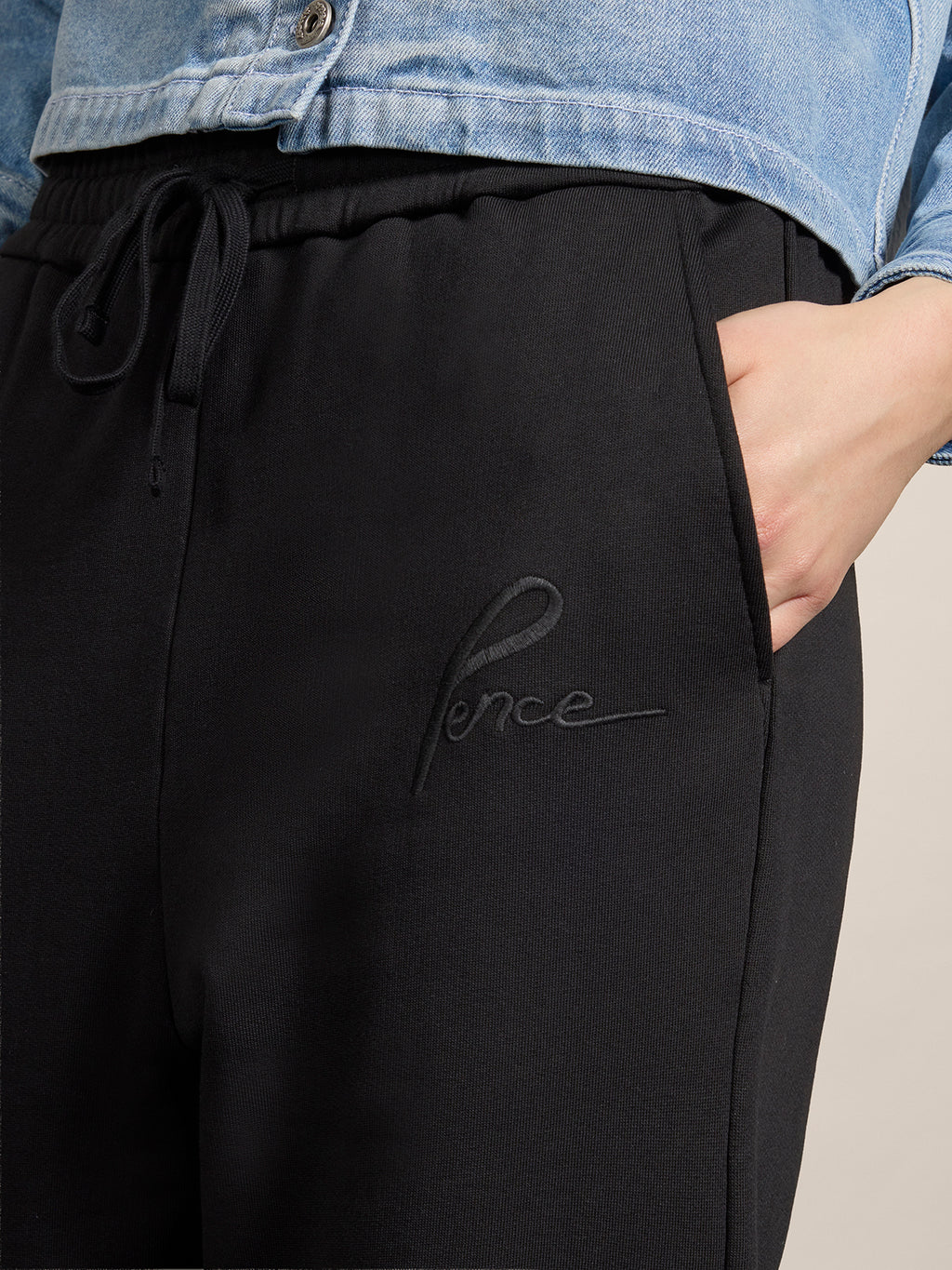 LOOSE-FIT TROUSERS IN BLACK COTTON FLEECE WITH EMBROIDERY - BLACK - Men′s Bottomwear | Pence 1979