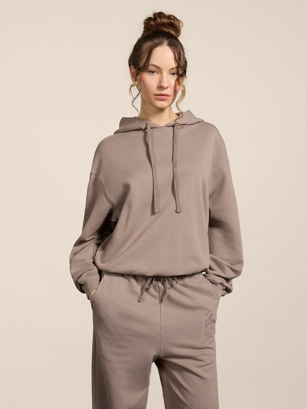 REGULAR-FIT SWEATSHIRT IN TAUPE COTTON WITH HOOD AND EMBROIDERY - TAUPE - Men′s Clothing  | Pence 1979