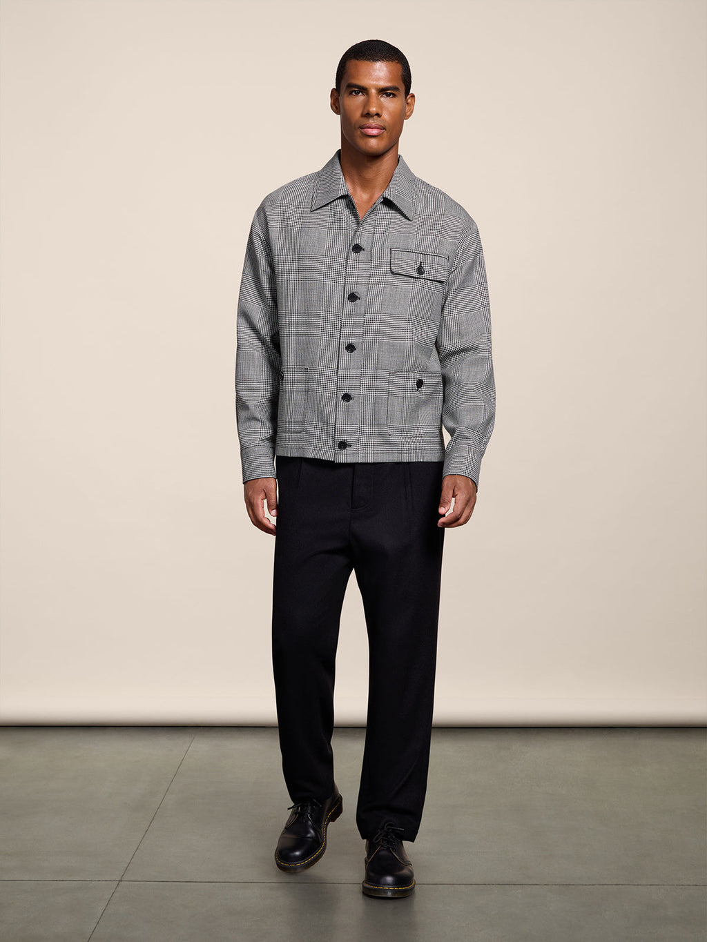 RELAXED FITBLACK FANNEL PANTS WITH WORKER DETAILS - BLACK - Check Active | Pence 1979