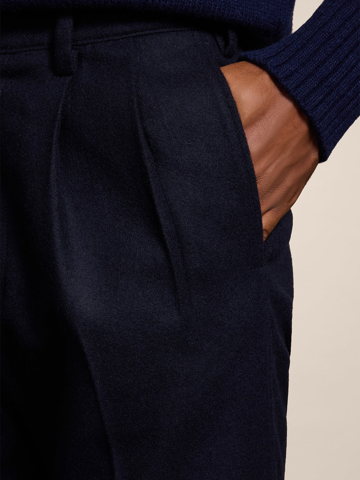pantaloni-chino-uomo-m-005-318-1012t-4902_4