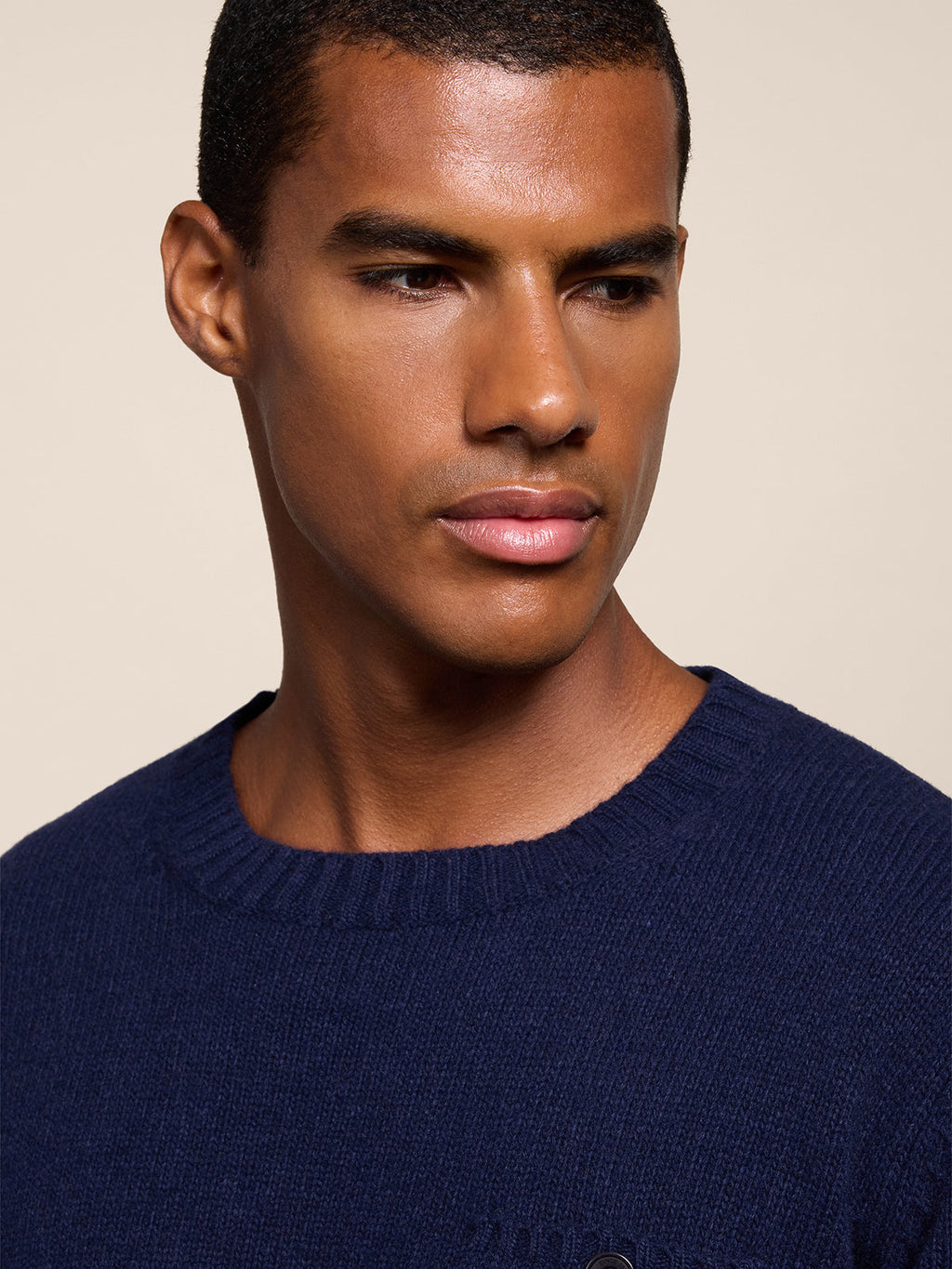 REGULAR FIT PRUSSIAN BLUE WOOL CREW-NECK SWEATER WITH BREAST POCKET - PRUSSIAN BLUE - Check Active | Pence 1979