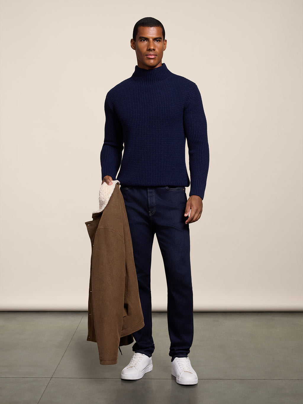 REGULAR FIT CRATER-NECKLINE PRUSSIAN BLU WOOL SWEATER IN CORN STITCH - PRUSSIAN BLUE - Check Active | Pence 1979