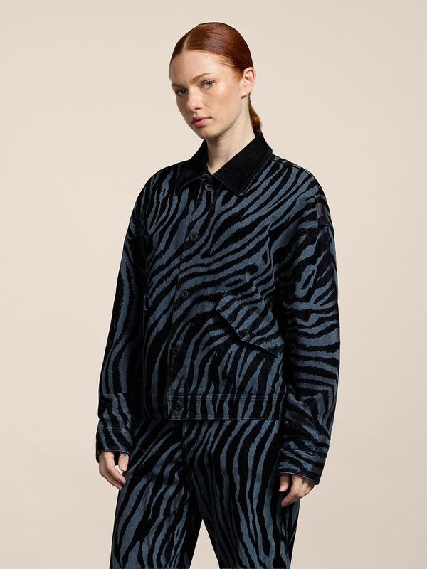 UNISEX DENIM COMFORT FLOCKED JACKET OVER FIT WITH ELASTIC HEM ZEBRA/STRIPED BLUE - ZEBRA\STRIPPED BLUE - Men′s Clothing  | Pence 1979