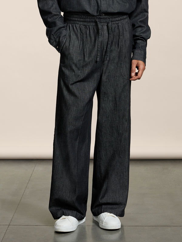 UNISEX JOGGER PANT IN CHAMBRAY OVER FIT BLACK - BLACK - Men′s Bottomwear | Pence 1979