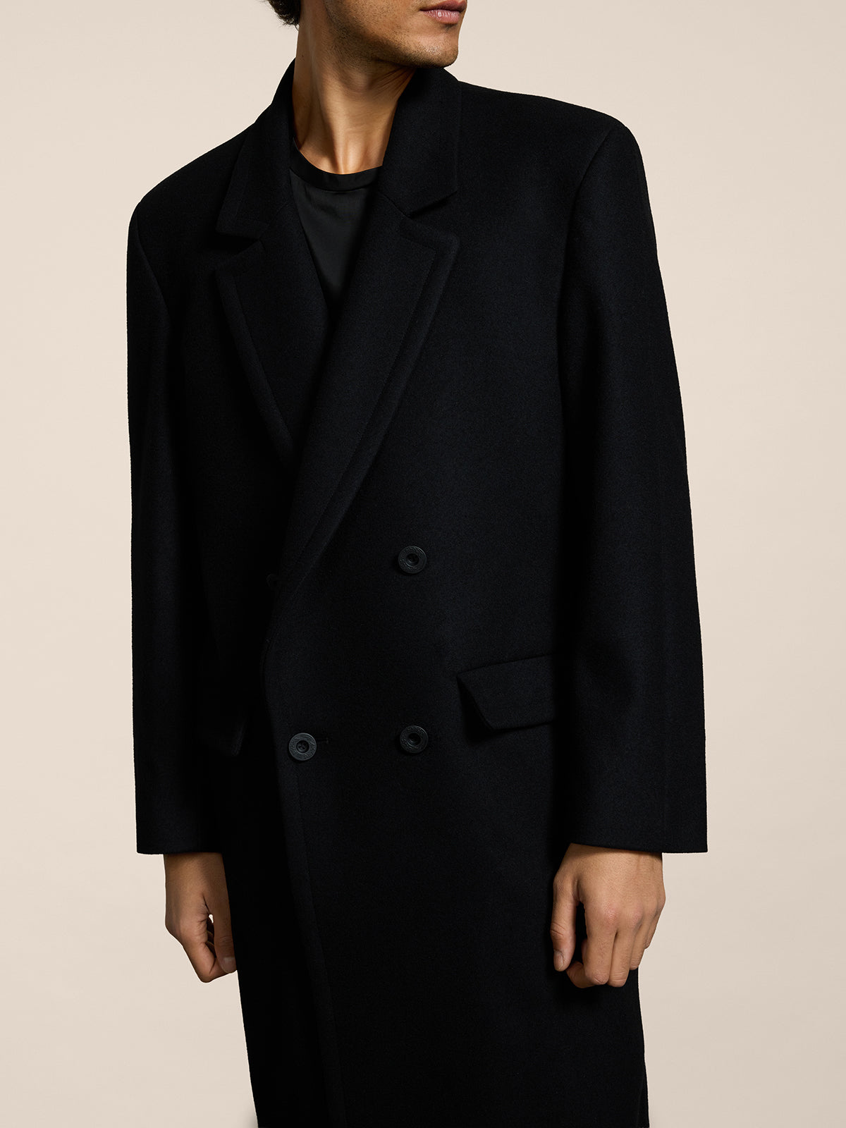 UNISEX DOUBLE-BREASTED OVER FIT COAT IN WOOL CLOTH BLACK