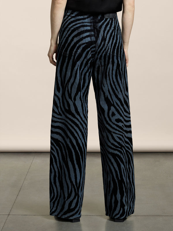 WOMEN'S 5 POCKET PANT IN DENIM COMFORT FLOCED HIGH WAIST WIDE LEG ZEBRA/STRIPED BLUE - ZEBRA\STRIPPED BLUE - Women′s Bottomwear | Pence 1979
