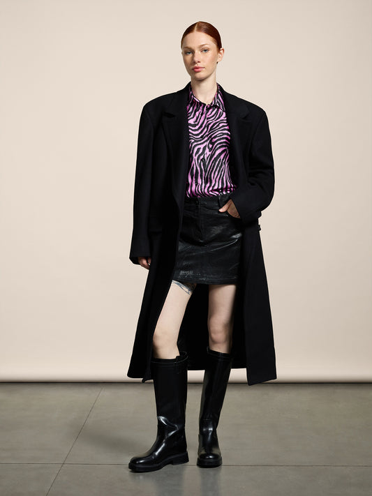 MINI SKIRT SHORTS WITH POCKETS IN DENIM WITH METALLIC COATING BLACK - BLACK - Women′s Bottomwear | Pence 1979