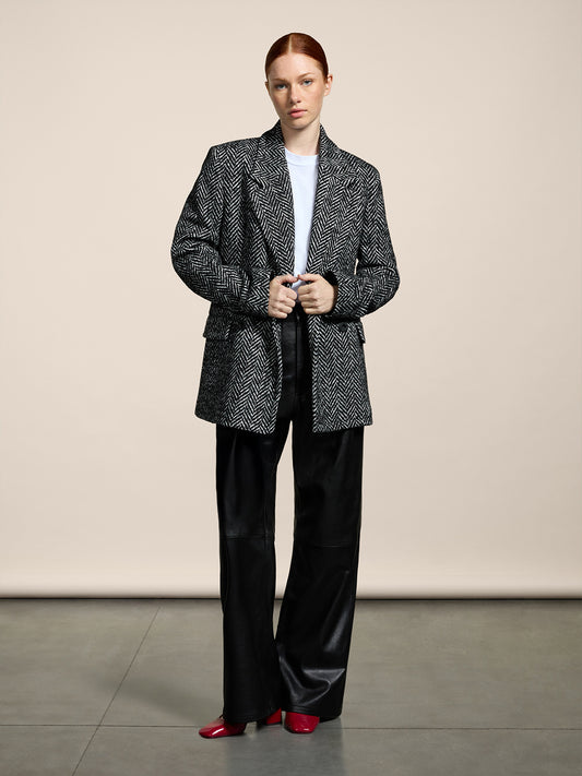 WOMEN'S DOUBLE-BREASTED PEACOAT REGULAR FIT IN BLACK AND WHITE HERRINGBONE - BLACK/WHITE HERRINGBONE - Women′s Clothing | Pence 1979