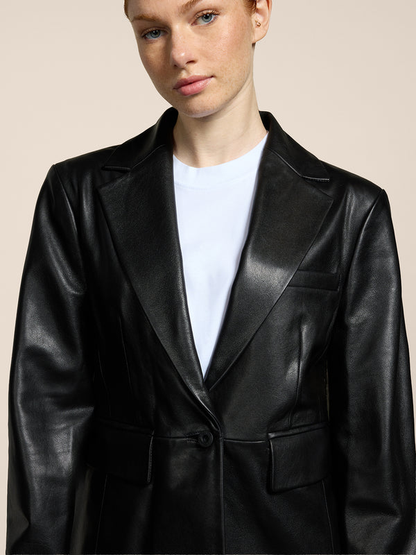 WOMEN'S SINGLE-BREASTED BLAZER WITH MIRROR LAPELS ONE BUTTON CLOSURE LAMB LEATHER REGULAR FIT BLACK - BLACK - Women′s Blazers | Pence 1979