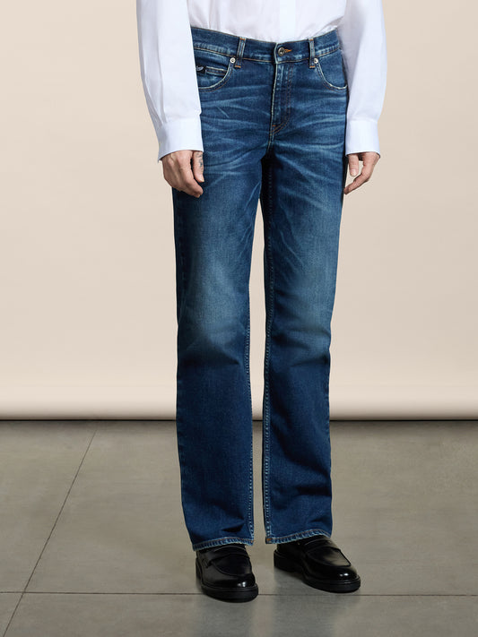WOMEN'S 5 POCKE REGULAR FIT PANT IN DENIM COMFORT MEDIUM BLUE - MEDIUM DENIM BLUE  - Women′s Bottomwear | Pence 1979