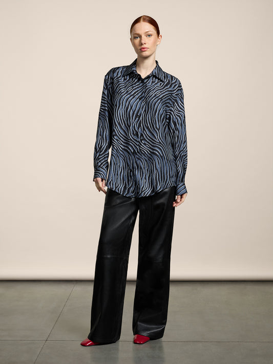 WOMEN'S OVER FIT SILK SHIRT WITH ZEBRA PRINT BLACK AND GREY  - BLACK/GREY ZEBRA PRINT - Women′s Clothing | Pence 1979