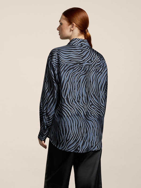 WOMEN'S OVER FIT SILK SHIRT WITH ZEBRA PRINT BLACK AND GREY  - BLACK/GREY ZEBRA PRINT - Women′s Clothing | Pence 1979
