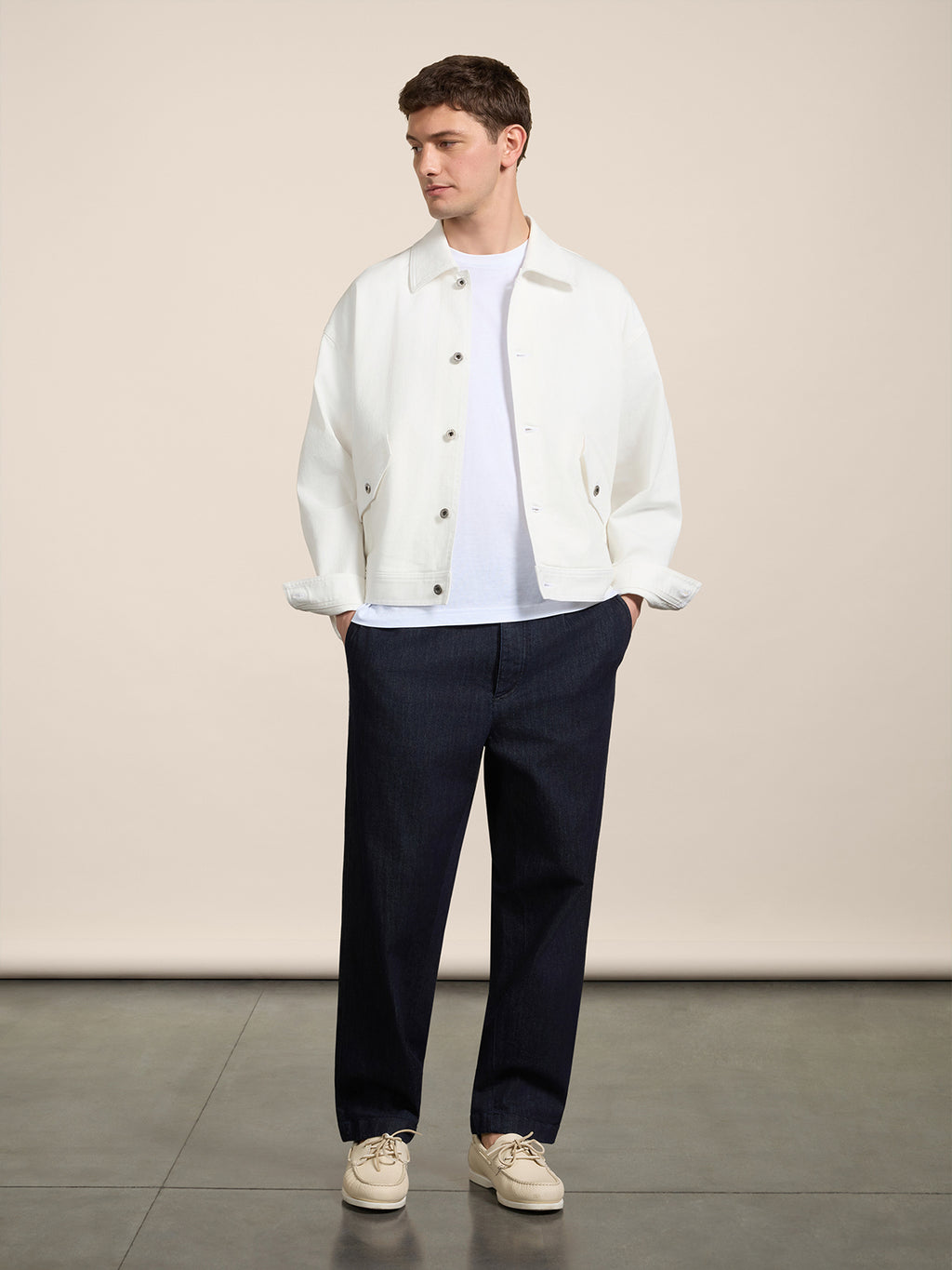 UNISEX OVER-FIT JACKET IN WHITE STRETCH COTTON WITH ELASTIC BAND - PURE WHITE - Check Active | Pence 1979