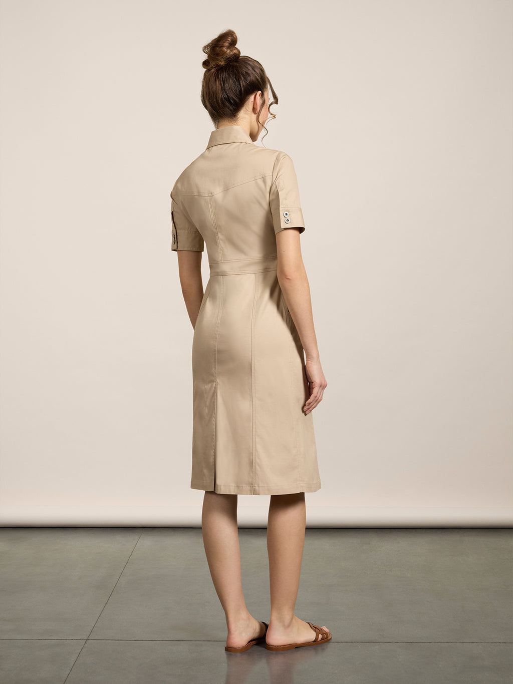 SLIM-FIT MIDI SHORT-SLEEVED DRESS IN COLONIAL COTTON WITH POCKETS - COLONIAL - Check Active | Pence 1979