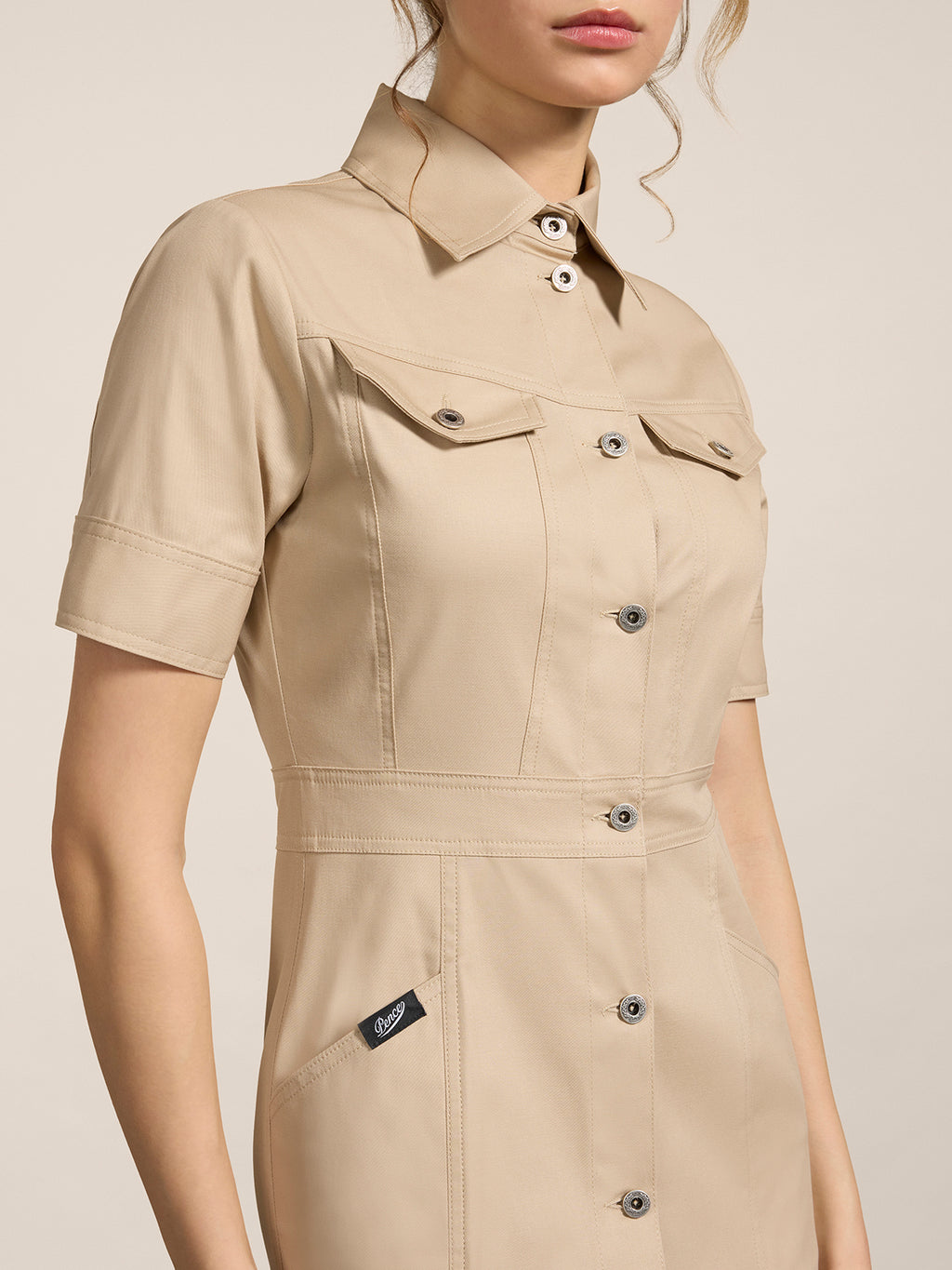 SLIM-FIT MIDI SHORT-SLEEVED DRESS IN COLONIAL COTTON WITH POCKETS - COLONIAL - Check Active | Pence 1979