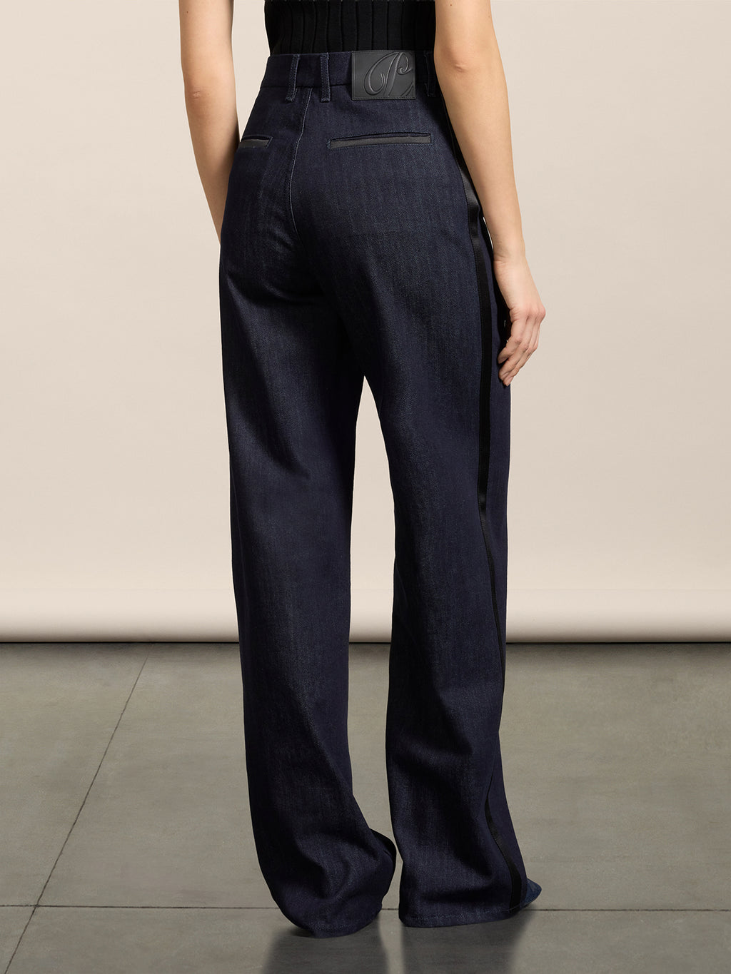 HIGH-WAISTED REGULAR-FIT TROUSERS IN DARK BLUE COMFORT DENIM WITH WORKMANSHIP - NIGHT BLUE - Check Active | Pence 1979