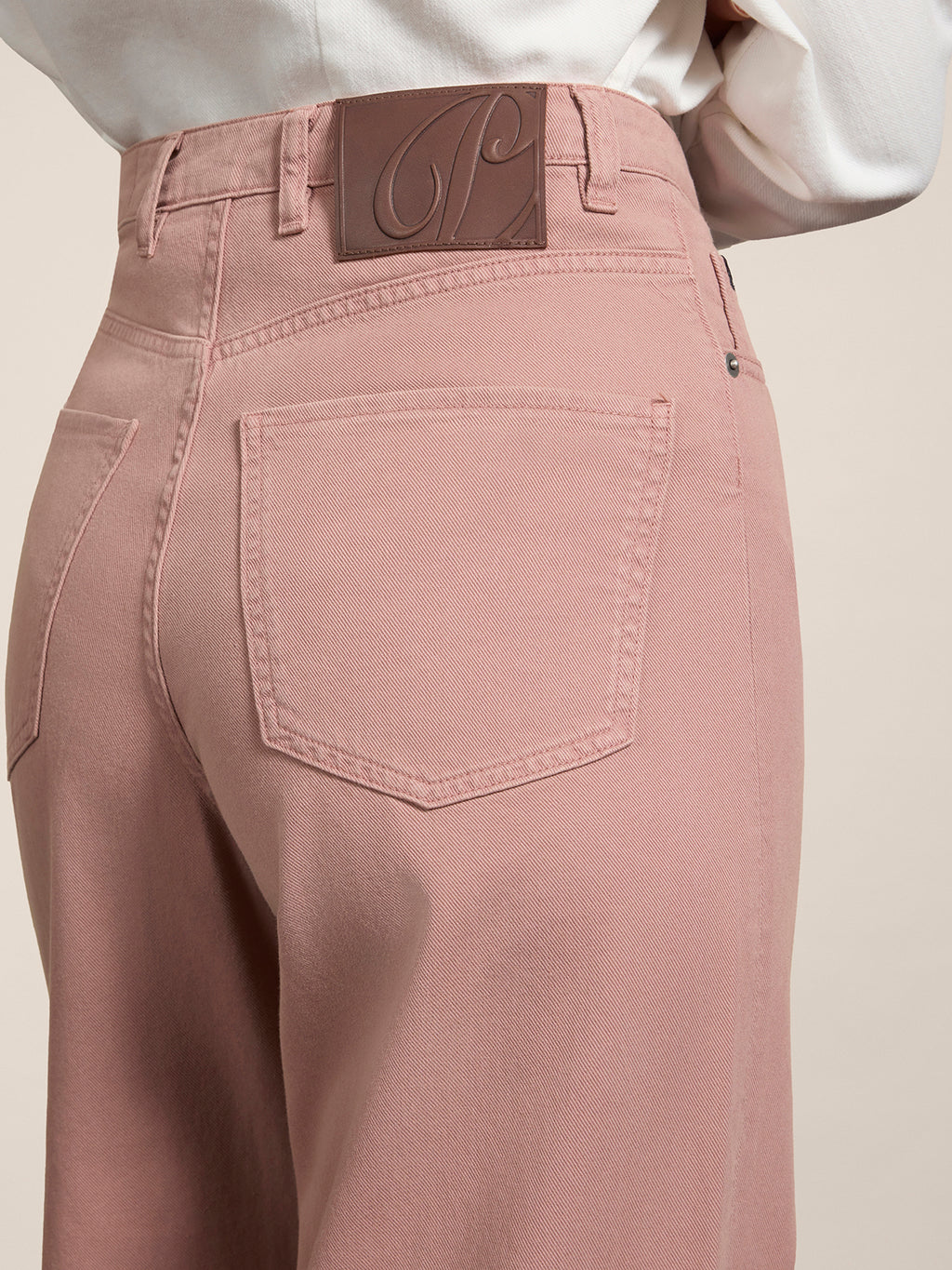 REGULAR FIT HIGH WAIST TROUSERS IN PINK TENCEL COTTON - DUSTY ROSE  - promo code | Pence 1979