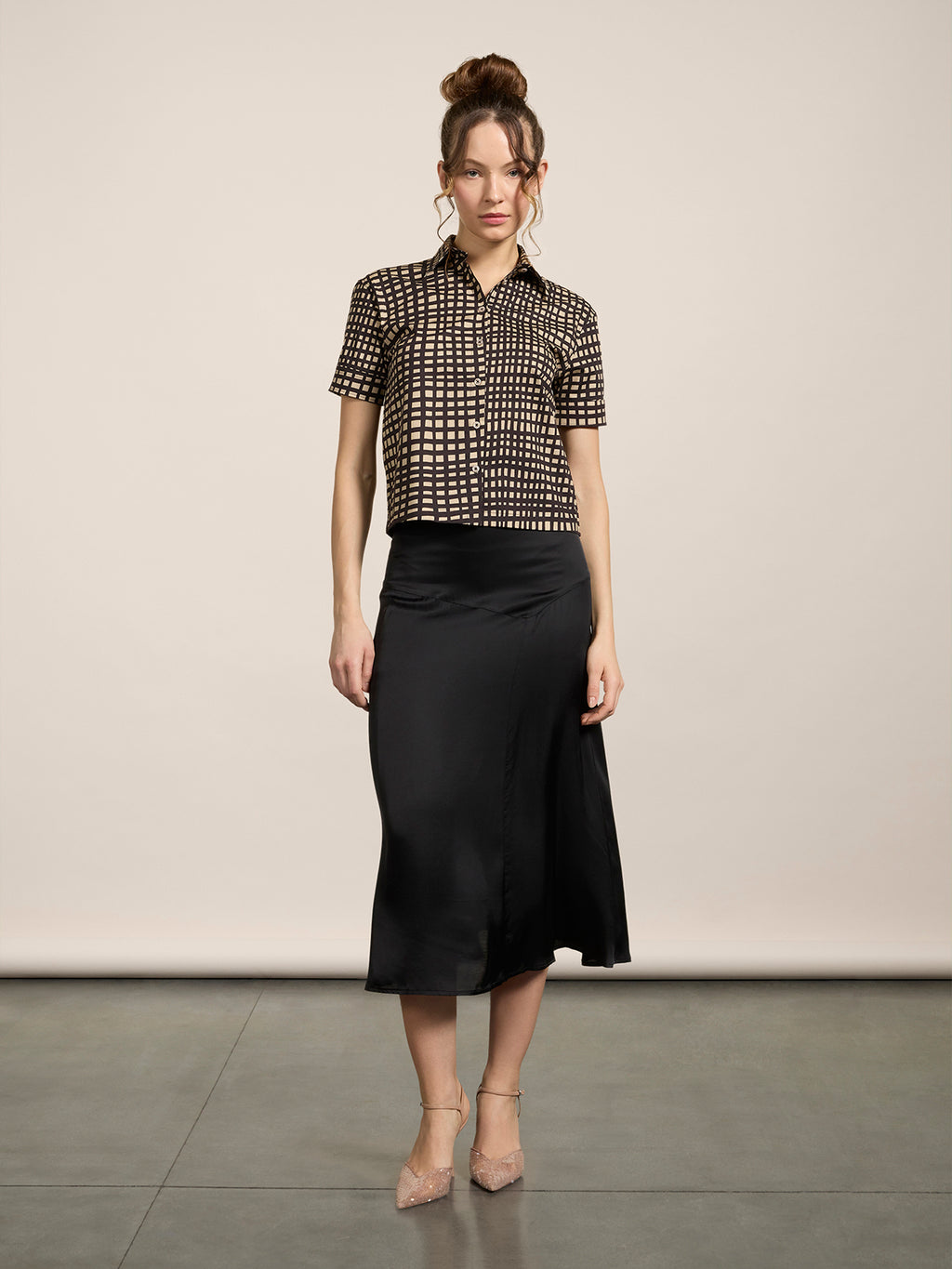 REGULAR-FIT SHORT-SLEEVED SHIRT IN SAND STRETCH POPLIN AND VICHY BLACK - SAND & BLACK VICHY  - Check Active | Pence 1979