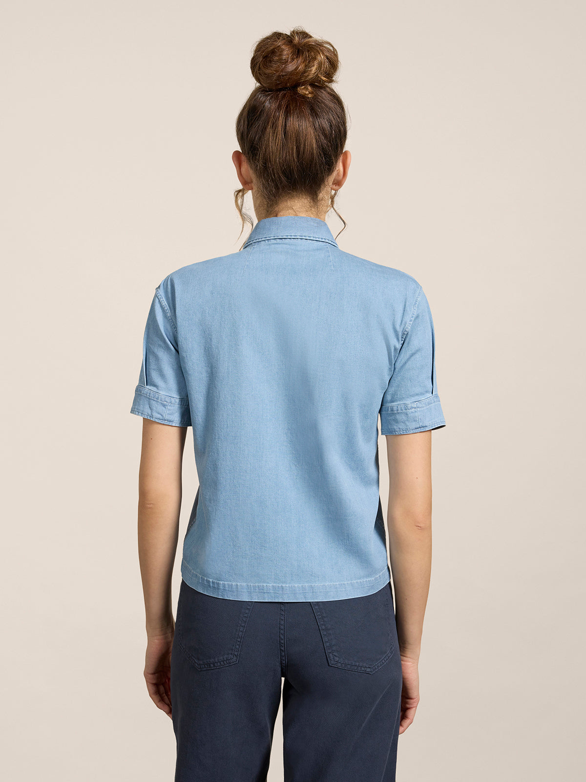 REGULAR-FIT SHIRT IN MEDIUM-LIGHT BLUE STRETCH COTTON