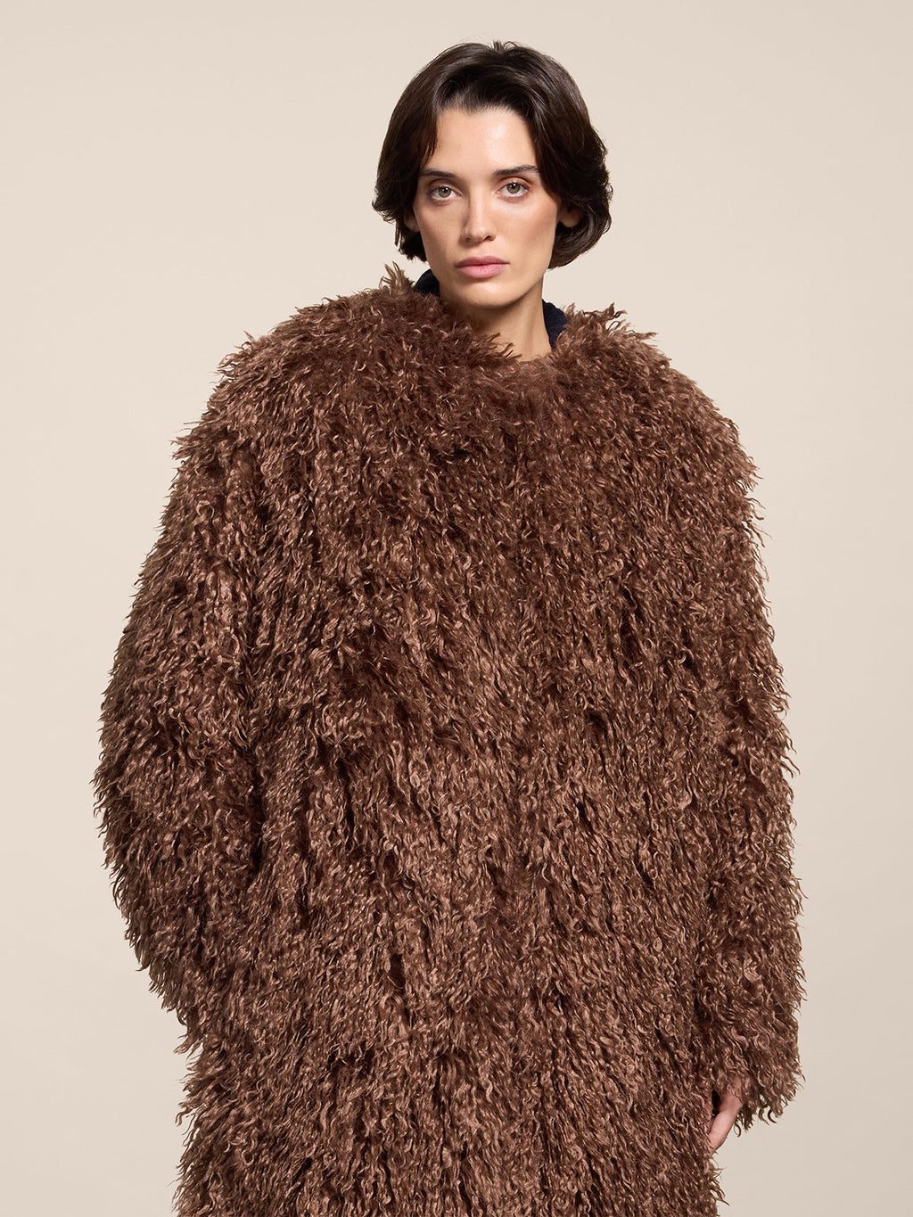 REGULAR FIT WOOD FAUX FUR ROUND NECK LINED COAT - WOOD - Check Active | Pence 1979