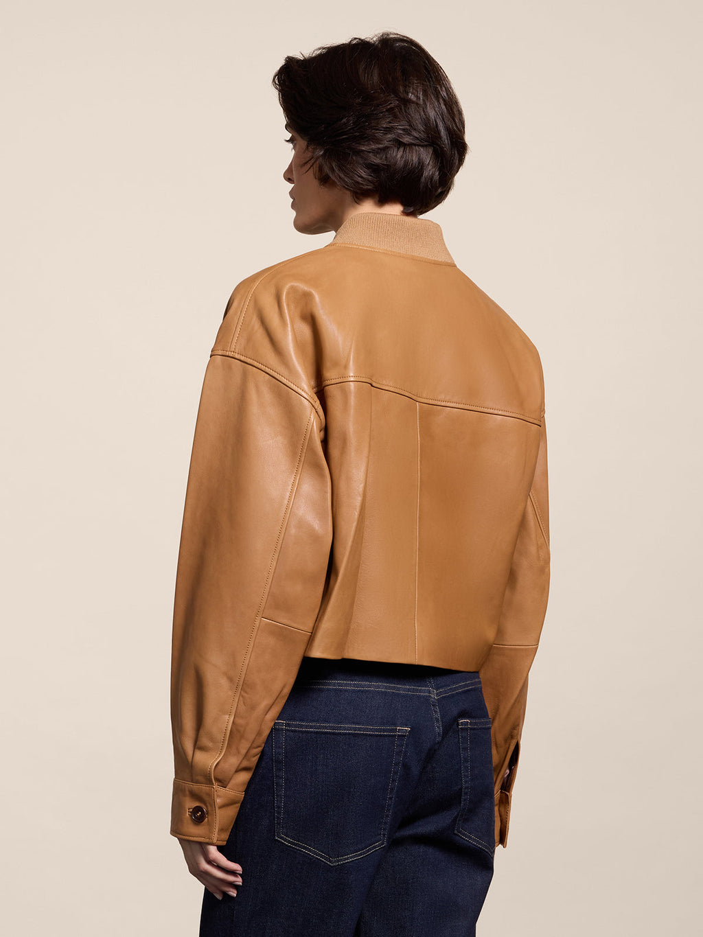 REGULAR FIT CARAMEL CROPPED BOMBER WITH KNIT COLLAR - CARAMEL - Capi in Pelle Donna | Pence 1979