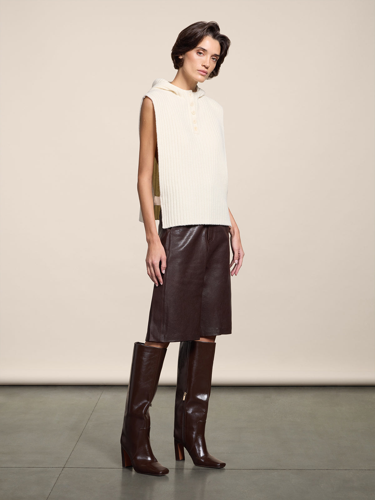 RIBBED WOOL HOODIE VEST NATURAL