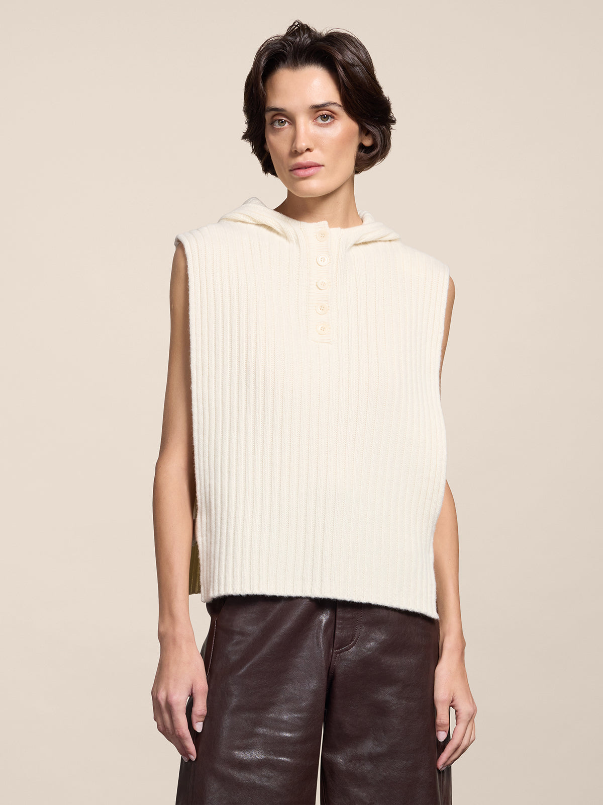 RIBBED WOOL HOODIE VEST NATURAL