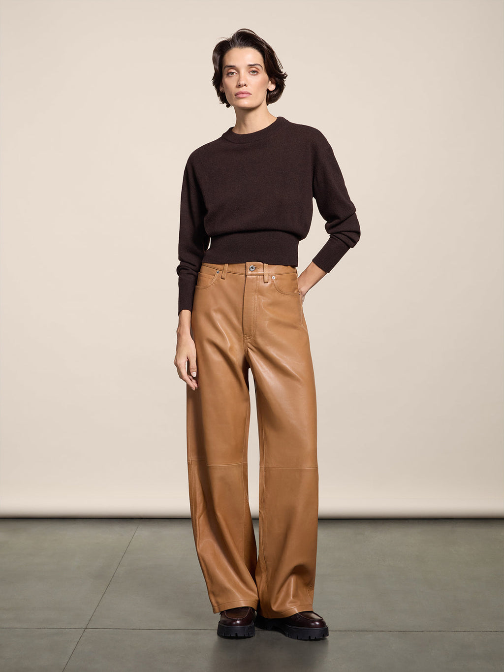 REGULAR FIT CROPPED CREW NECK SWEATER MAHOGANY - MAHOGANY - Check Active | Pence 1979