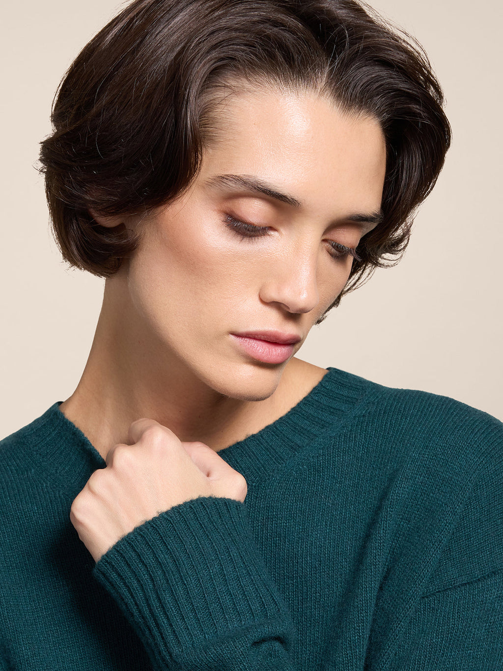 BOTTLE-GREEN RELAXED-FIT, CREW-NECK SWEATER WITH RIBBED TRIMS - BOTTLE - Check Active | Pence 1979