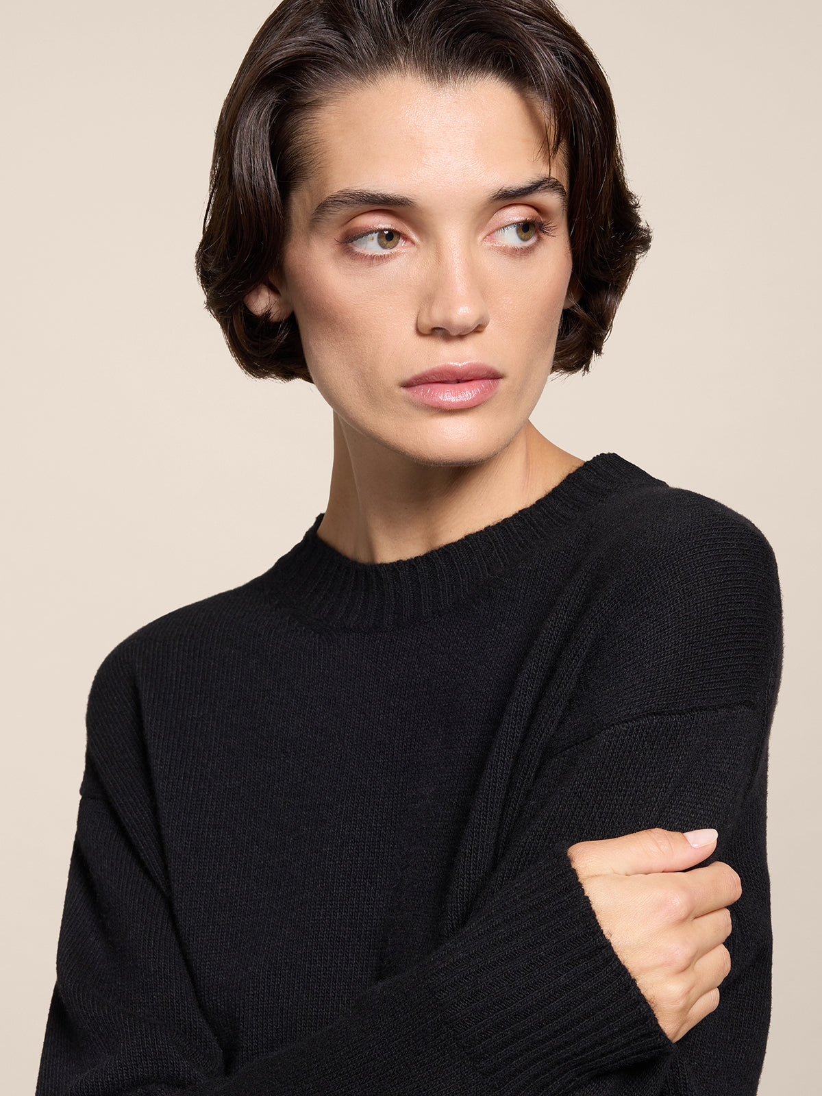 maglia-collo-nera-w-005-924-4007m-999_4