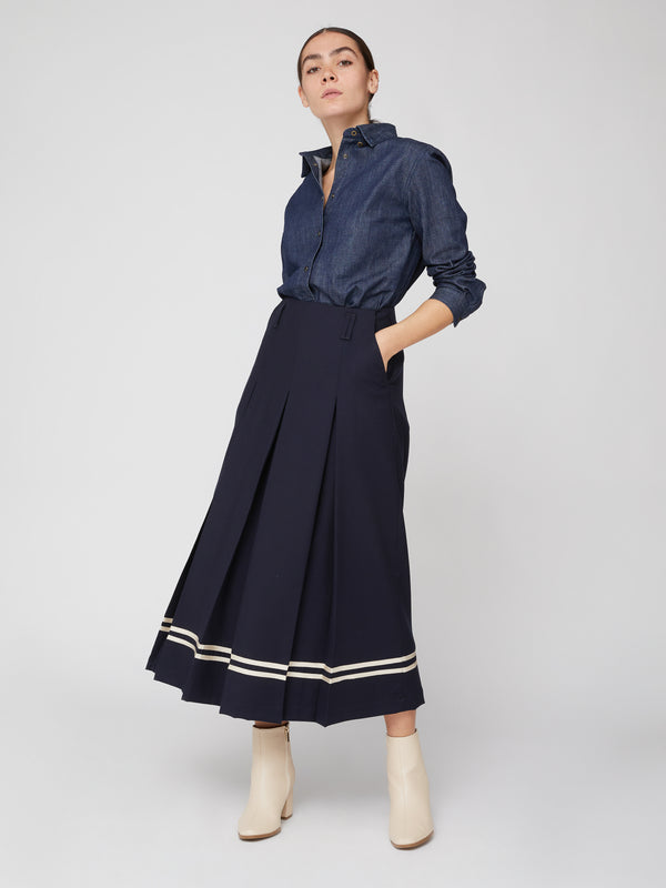 pleated midi skirt