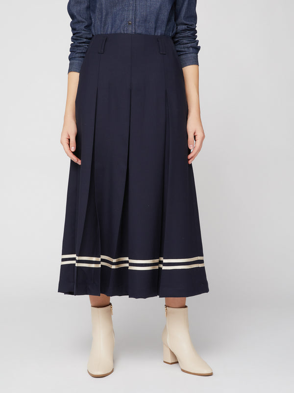 pleated midi skirt
